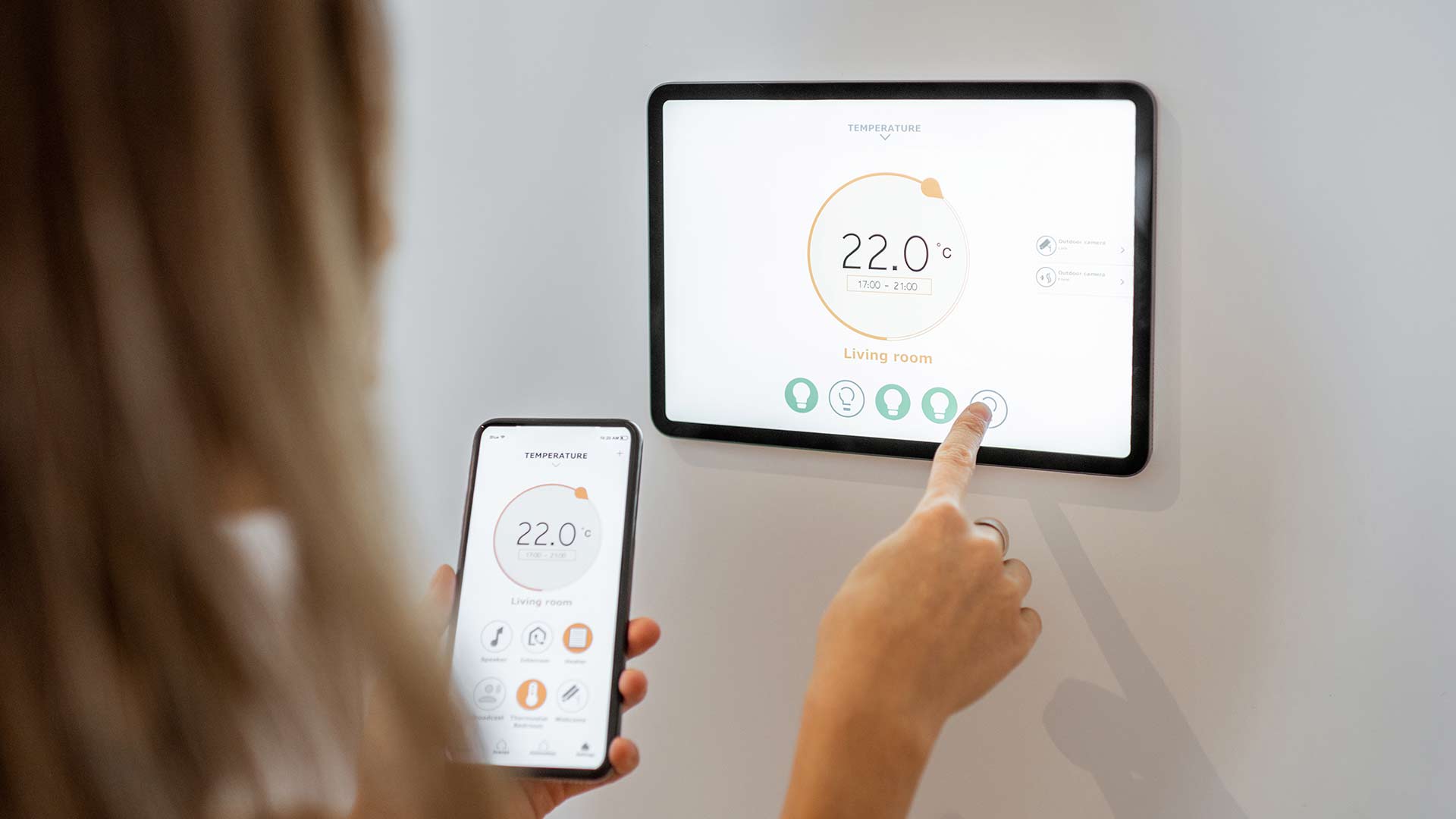 Control de luces y persianas del hogar desde una tablet